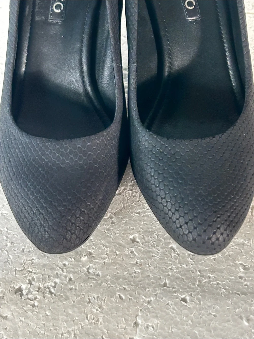 Ecco SZ38 7.5US Black Suede Embossed Leather Heels Classic Office Dressy Old $